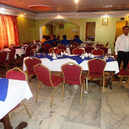 Hotel Taj Darbar Bodhgaya Esterno foto