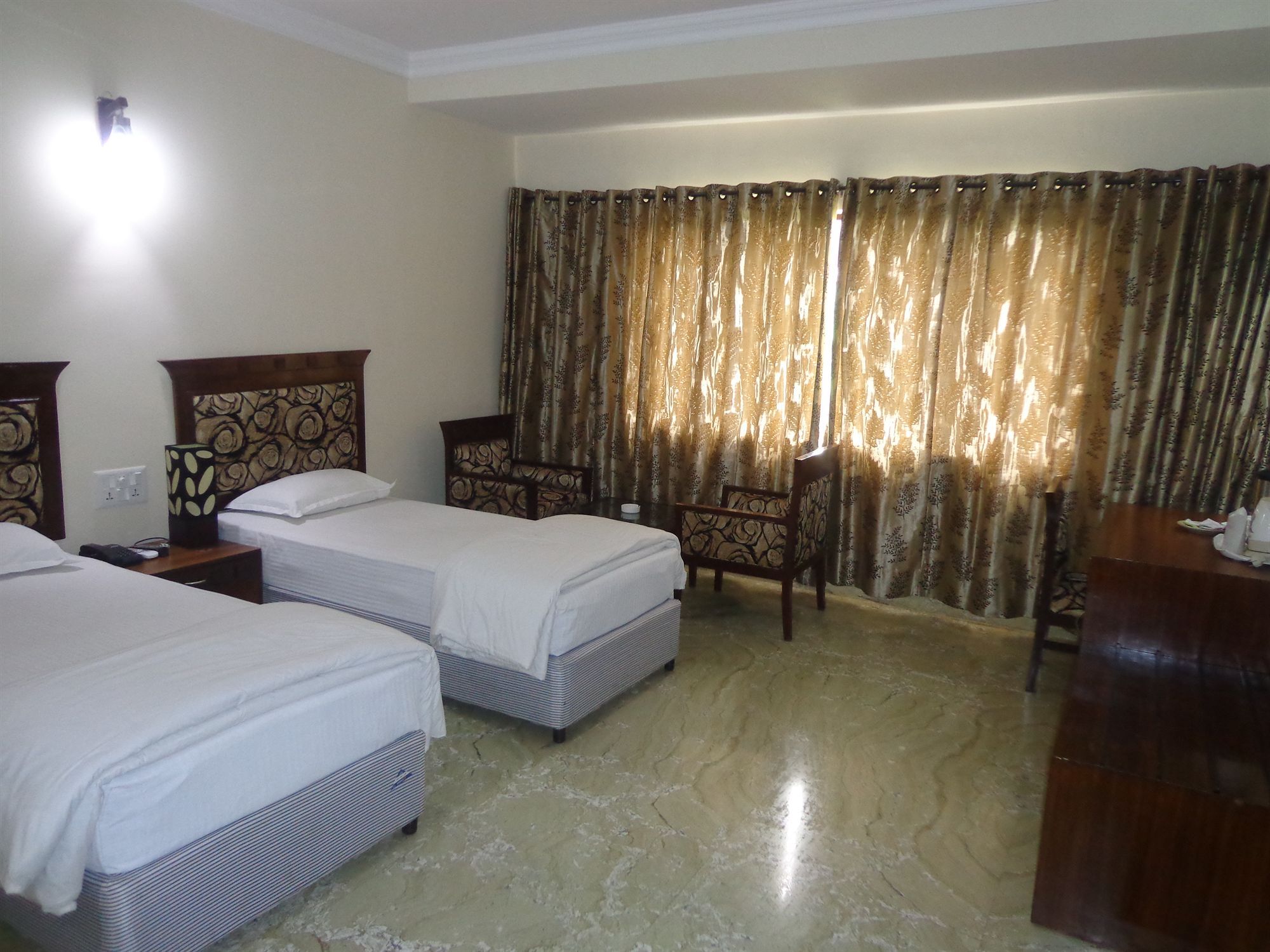 Hotel Taj Darbar Bodhgaya Esterno foto